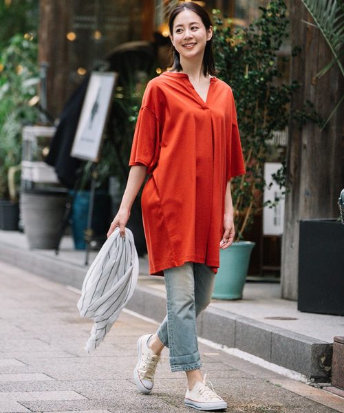 Munich(ミューニック)の「ドライタッチジャージバンドカラービッグシルエットロングTシャツ(Tシャツ/カットソー・レディース・ホワイト/ブラック/グレー/レッド・FREE)」の18枚目の写真