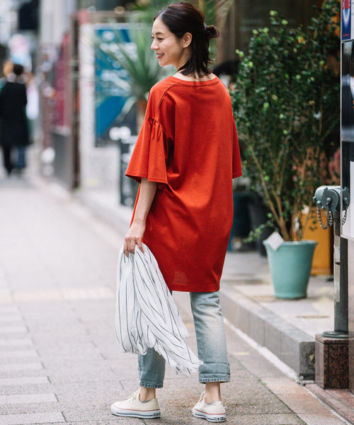 Munich(ミューニック)の「ドライタッチジャージバンドカラービッグシルエットロングTシャツ(Tシャツ/カットソー・レディース・ホワイト/ブラック/グレー/レッド・FREE)」の19枚目の写真