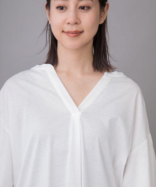 Munich(ミューニック)の「ドライタッチジャージバンドカラービッグシルエットロングTシャツ(Tシャツ/カットソー・レディース・ホワイト/ブラック/グレー/レッド・FREE)」の11枚目の写真