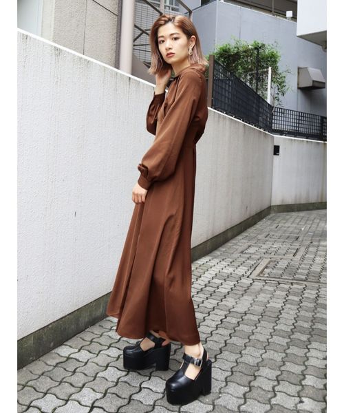 EMODA（エモダ）の「カシュクールオープンカラーシャツワンピース（ワンピース・レディース・ブラック/ブラウン/カーキ・FREE）」の9枚目の写真