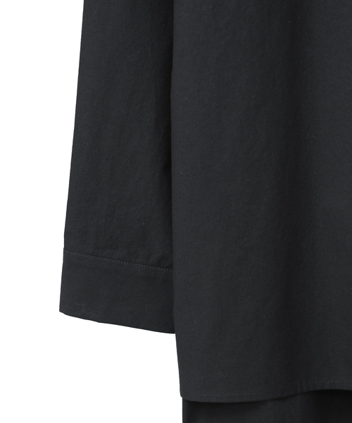 CLANE（クラネ）の「BACK SLIT SHIRT（シャツ/ブラウス・レディース・ホワイト/ブラック/モスグリーン・1/2）」の19枚目の写真