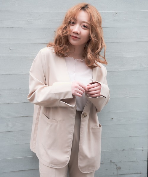 VANNIE U（ヴァニーユー）の「ノーカラーとろみジャケット（ノーカラージャケット・レディース・ライトブルー/ベージュ/ライトグリーン・FREE）」の11枚目の写真
