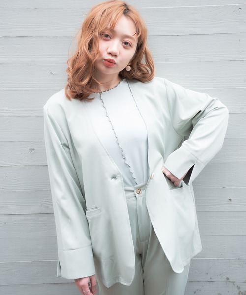 VANNIE U（ヴァニーユー）の「ノーカラーとろみジャケット（ノーカラージャケット・レディース・ライトブルー/ベージュ/ライトグリーン・FREE）」の6枚目の写真