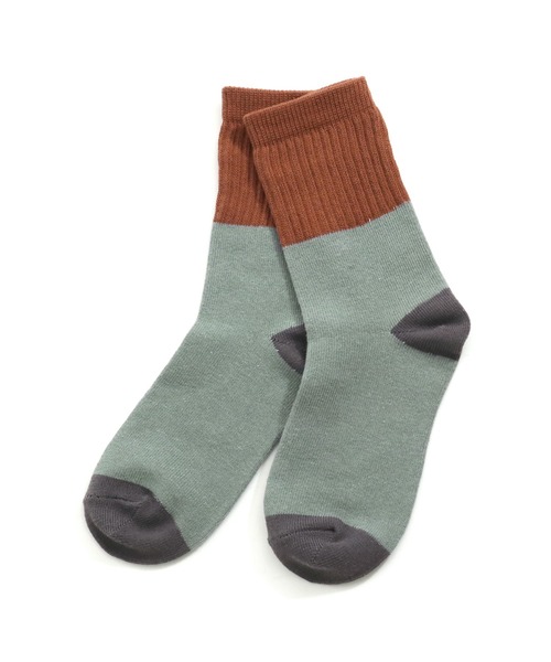 MAKE YOUR DAY(メイクユアデイ)の「配色切替クルーソックス(ソックス/靴下・キッズ・ベージュ/パープル/グレー/カーキ/ライトパープル・24/12/15 /18/21)」の2枚目の写真