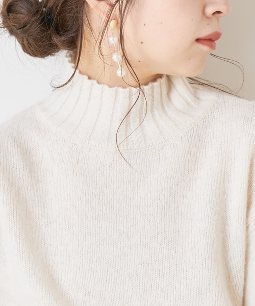 Chico（チコ）の「フォックスハイネックニット（ニット/セーター・レディース・ブラウン/アイボリー/グレイッシュベージュ・FREE）」の4枚目の写真