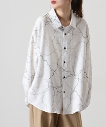 CIAO（チャオ）の「とろみ ルーズシルエット 長袖 総柄 ボリュームスリーブ レギュラーカラーシャツ（シャツ/ブラウス）」