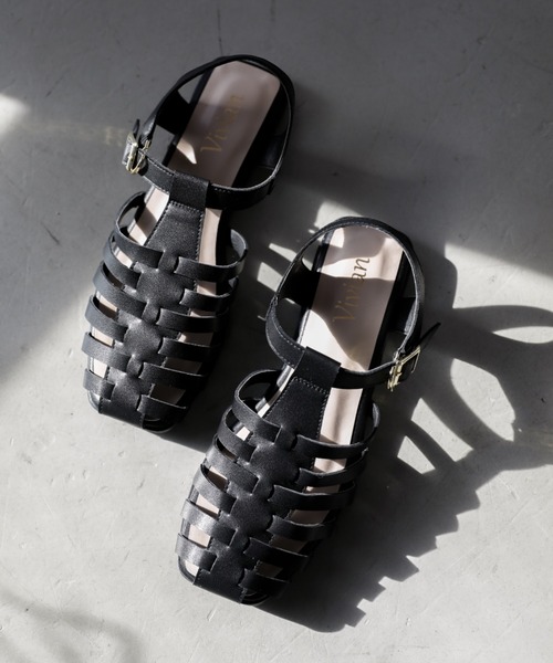 VIVIAN(ヴィヴィアン)の「スクエアトゥ編みメッシュネックベルトフラットグルカサンダル(サンダル・レディース・ダークブラウン/アイボリー/ブラック/ブラウン・M/LL/S/L)」の14枚目の写真