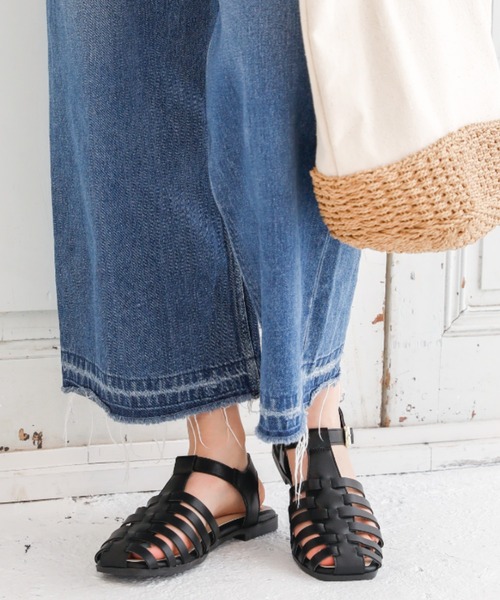 VIVIAN(ヴィヴィアン)の「スクエアトゥ編みメッシュネックベルトフラットグルカサンダル(サンダル・レディース・ダークブラウン/アイボリー/ブラック/ブラウン・M/LL/S/L)」の18枚目の写真