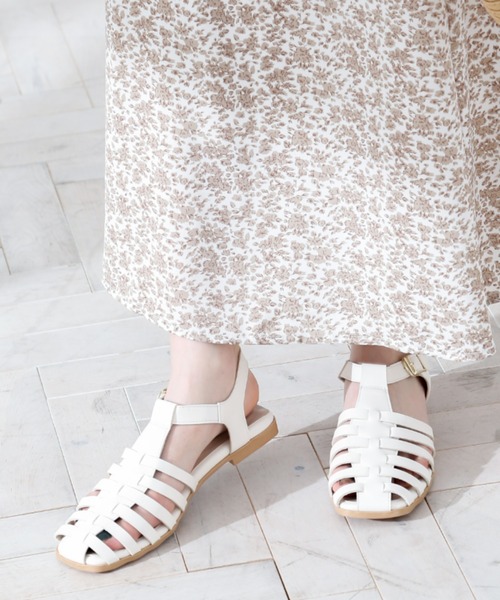 VIVIAN(ヴィヴィアン)の「スクエアトゥ編みメッシュネックベルトフラットグルカサンダル(サンダル・レディース・ダークブラウン/アイボリー/ブラック/ブラウン・M/LL/S/L)」の7枚目の写真