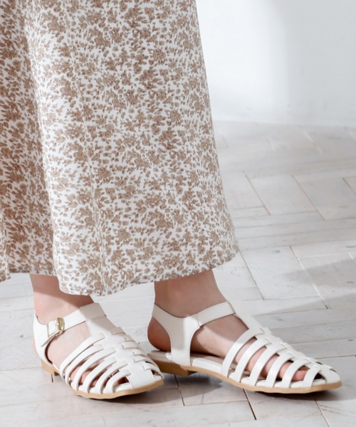 VIVIAN(ヴィヴィアン)の「スクエアトゥ編みメッシュネックベルトフラットグルカサンダル(サンダル・レディース・ダークブラウン/アイボリー/ブラック/ブラウン・M/LL/S/L)」の8枚目の写真