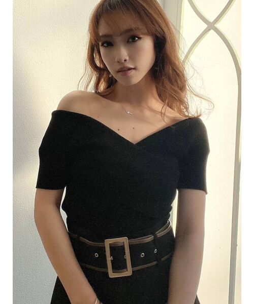 RESEXXY（リゼクシー）の「フロントクロスオフショルニット（ニット/セーター・レディース・ブラック/アイボリー/ミント・FREE）」の2枚目の写真