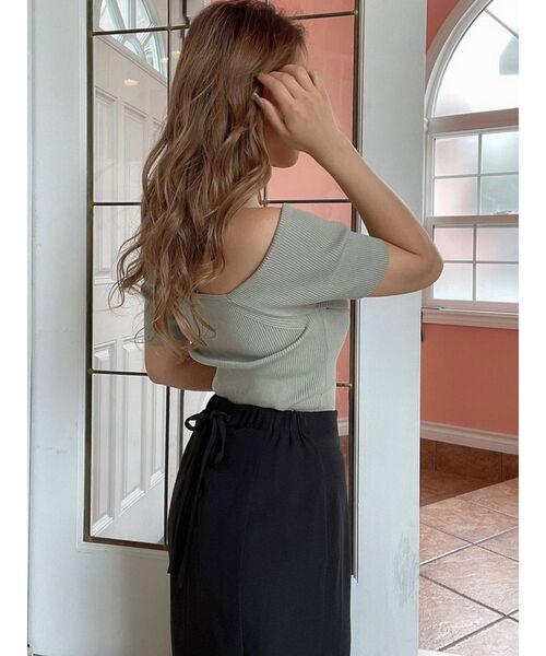 RESEXXY（リゼクシー）の「フロントクロスオフショルニット（ニット/セーター・レディース・ブラック/アイボリー/ミント・FREE）」の5枚目の写真