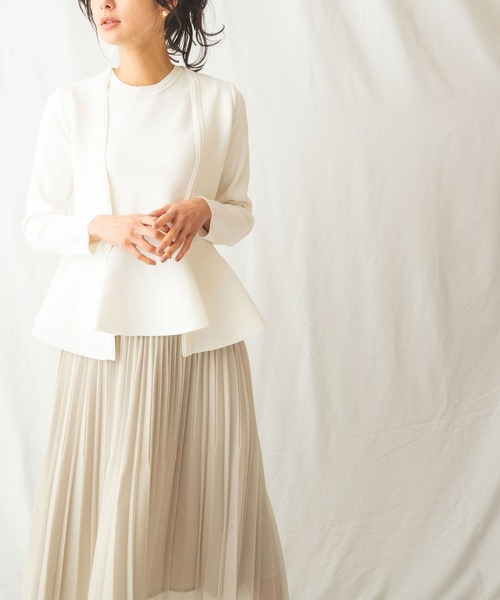 NARACAMICIE(ナラカミーチェ)の「ペプラムフレアカーディガン(カーディガン/ボレロ・レディース・ブラック/オフホワイト・MEDIUM)」の1枚目の写真