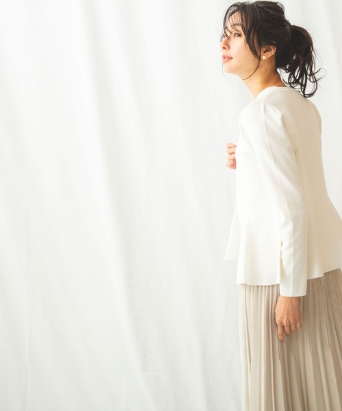 NARACAMICIE(ナラカミーチェ)の「ペプラムフレアカーディガン(カーディガン/ボレロ・レディース・ブラック/オフホワイト・MEDIUM)」の8枚目の写真