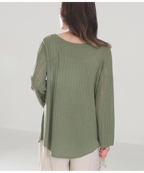 Alluge（アルージュ）の「針抜き編みフレアスリーブプルオーバー（Tシャツ/カットソー・レディース・オリーブ/ブラック/アイボリー・FREE）」の6枚目の写真