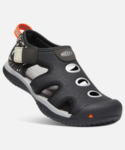 KEEN（キーン）の「STINGRAY / スティングレイ Collaboration with 《THE PARK SHOP》 / キッズ サンダル（サンダル・キッズ・ブラック系その他・15cm/16cm/17cm/18cm/18.5cm/19.5cm）」の5枚目の写真
