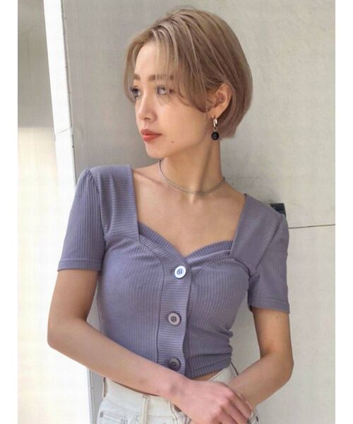EMODA（エモダ）の「フロントボタンショートリブトップ（Tシャツ/カットソー・レディース・ブラック/パープル/マスタード/アイボリー・FREE）」の12枚目の写真