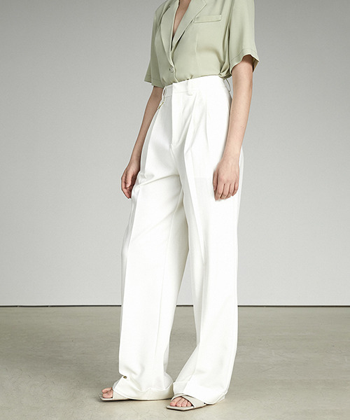 UNSPOKEN(アンスポクン)の「【UNSPOKEN】High-waist white slacks UX21K024(スラックス・レディース・ホワイト・M/S/L)」の3枚目の写真