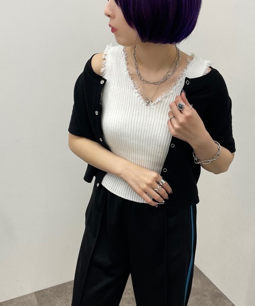 apres jour mignon(アプレジュールミニョン)の「カップ付きダメージニットタンク 【ZOZOTOWN限定アイテム】(タンクトップ・レディース・パープル/オフホワイト/イエロー/ブラック/グリーン・X-LARGE/フリー)」の22枚目の写真