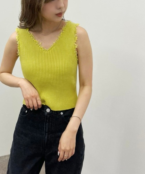 apres jour mignon(アプレジュールミニョン)の「カップ付きダメージニットタンク 【ZOZOTOWN限定アイテム】(タンクトップ・レディース・パープル/オフホワイト/イエロー/ブラック/グリーン・X-LARGE/フリー)」の15枚目の写真