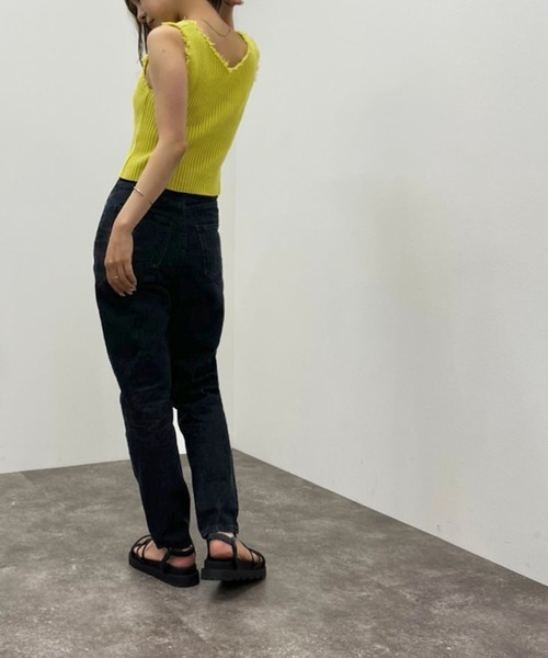 apres jour mignon(アプレジュールミニョン)の「カップ付きダメージニットタンク 【ZOZOTOWN限定アイテム】(タンクトップ・レディース・パープル/オフホワイト/イエロー/ブラック/グリーン・X-LARGE/フリー)」の17枚目の写真