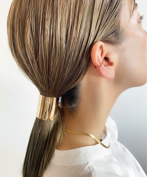 y/m by RIKA（イムバイリカ）の「ボリュームイヤカフ（イヤーカフ・レディース・シルバー/ゴールド・FREE）」の2枚目の写真