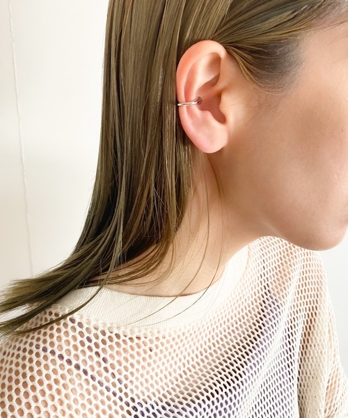 y/m by RIKA（イムバイリカ）の「ボリュームイヤカフ（イヤーカフ・レディース・シルバー/ゴールド・FREE）」の8枚目の写真