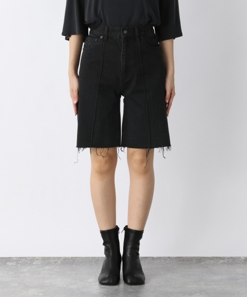 JEANASIS（ジーナシス）の「ピンタックデニムショートパンツ/959372（デニムパンツ・レディース・ホワイト/ブラック・FREE）」の5枚目の写真