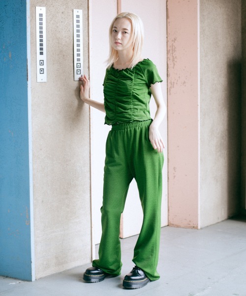 X-girl（エックスガール）の「JACQUARD JERSEY TOP（シャツ/ブラウス・レディース・ブラウン/グリーン・S/M）」の13枚目の写真