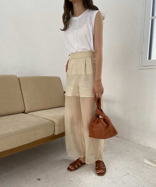 I_am（アイアム）の「cross belt flat sandals（サンダル・レディース・ブラウン/ブラック/オフホワイト・L/S/M）」の9枚目の写真