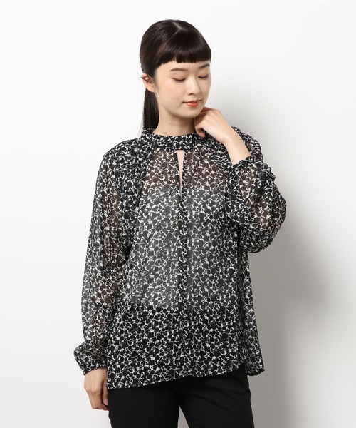STUNNING LURE(スタニングルアー)の「ボトルネックブラウス(シャツ/ブラウス・レディース・ブラック/ベージュ・SMALL/MEDIUM)」の19枚目の写真