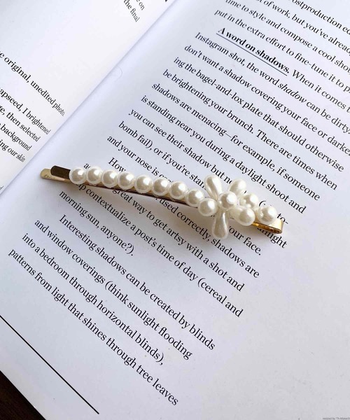 TONE SELECT GOODS（トーンセレクトグッズ）の「【Liaa】パールヘアピン（ヘアピン・レディース・イエローゴールド/ホワイトゴールド/ゴールド系その他/ゴールド系その他2・FREE）」の2枚目の写真