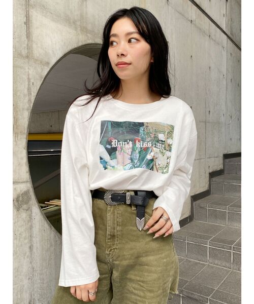 EVRIS（エヴリス）の「【AN&YURI×EVRIS】PHOTO L/S（Tシャツ/カットソー・レディース・ホワイト/ブラック/ピンク・FREE）」の8枚目の写真