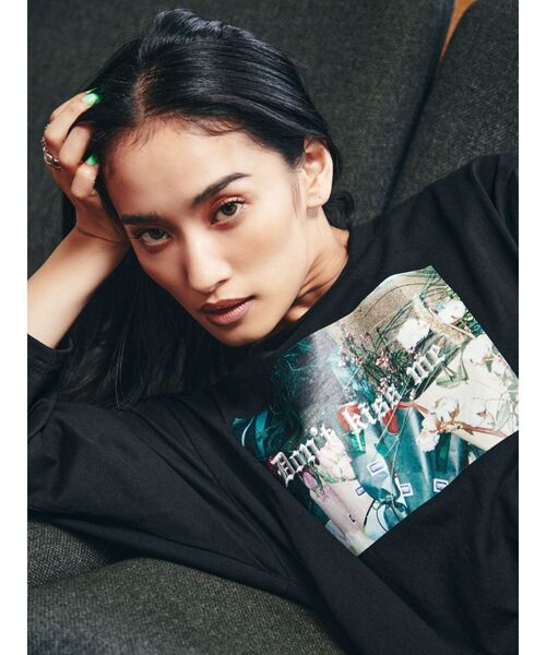 EVRIS（エヴリス）の「【AN&YURI×EVRIS】PHOTO L/S（Tシャツ/カットソー・レディース・ホワイト/ブラック/ピンク・FREE）」の12枚目の写真