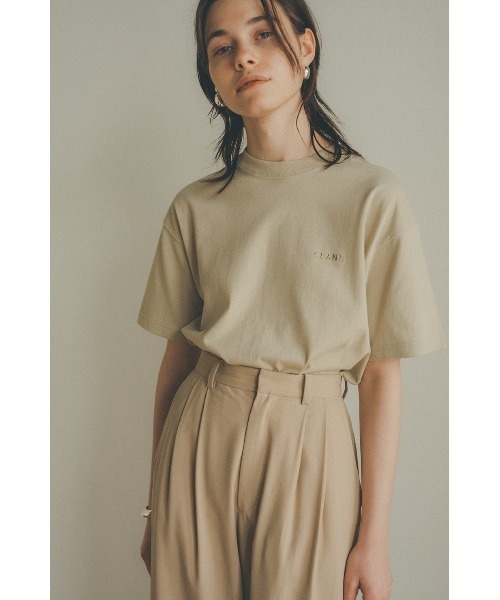 CLANE（クラネ）の「CLANE/クラネ/  CLANE×FRUIT OF THE LOOM S/S T-SHIRT（Tシャツ/カットソー・レディース・ホワイト/ベージュ・1/2）」の2枚目の写真
