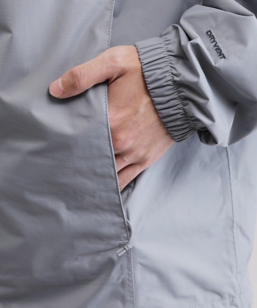 THE NORTH FACE（ザノースフェイス）の「【 海外流通モデル 】 THE NORTH FACE / ザ ノースフェイス RESOLVE 2 JKT リゾルブ ジャケット マウンテンパーカー マンパ マウンパ（マウンテンパーカー・メンズ・ブラック/グレー・SMALL/MEDIUM/LARGE/X-LARGE/XX-LARGE/X-SMALL）」の8枚目の写真