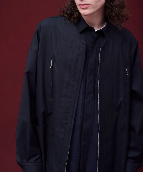 UNITED TOKYO（ユナイテッドトウキョウ）の「カラーレスフレームジップブルゾン（ブルゾン・メンズ・ブラック/ホワイト・1/2）」の8枚目の写真