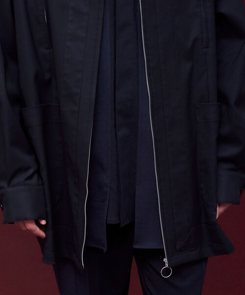 UNITED TOKYO（ユナイテッドトウキョウ）の「カラーレスフレームジップブルゾン（ブルゾン・メンズ・ブラック/ホワイト・1/2）」の10枚目の写真