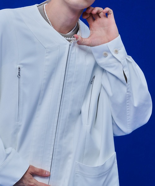 UNITED TOKYO（ユナイテッドトウキョウ）の「カラーレスフレームジップブルゾン（ブルゾン・メンズ・ブラック/ホワイト・1/2）」の21枚目の写真