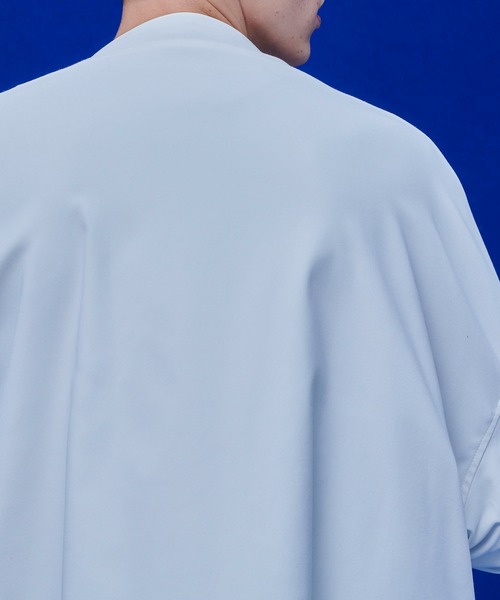 UNITED TOKYO（ユナイテッドトウキョウ）の「カラーレスフレームジップブルゾン（ブルゾン・メンズ・ブラック/ホワイト・1/2）」の22枚目の写真