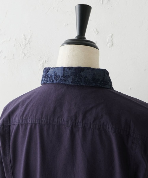 BEARDSLEY（ビアズリー）の「フラワー刺繍の襟は取り外し可能 刺繍衿シャツハオリ（シャツ/ブラウス・レディース・ホワイト/ネイビー・FREE）」の6枚目の写真