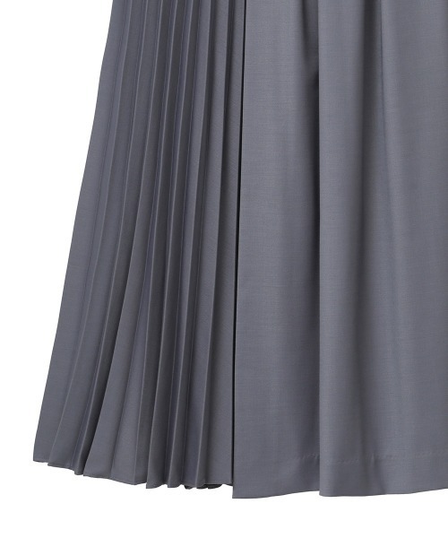 CLANE（クラネ）の「HALF PLEATS SKIRT（スカート・レディース・ベージュ/ブルー/ブラック・1/0/2）」の12枚目の写真