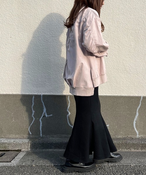 Mysa&Liina（ミーサリーナ）の「シャーリングゆるブルゾン（ブルゾン・レディース・ブラック/カーキ/アイボリー・M）」の18枚目の写真