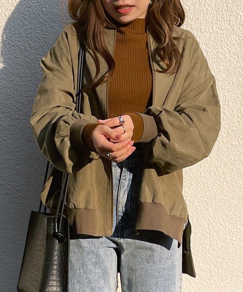 Mysa&Liina（ミーサリーナ）の「シャーリングゆるブルゾン（ブルゾン・レディース・ブラック/カーキ/アイボリー・M）」の12枚目の写真