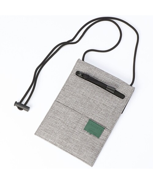 LACOSTE（ラコステ）の「ネオクロコシーズナル スマホネックポーチ（スマホグッズ・メンズ・グレー・FREE）」の5枚目の写真