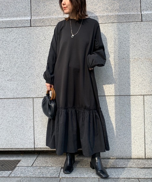 Chez toi(シェトワ)の「裏起毛×布帛切替ワンピース(ワンピース・レディース・ブラック/ベージュ/カーキ/ボルドー・FREE)」の2枚目の写真