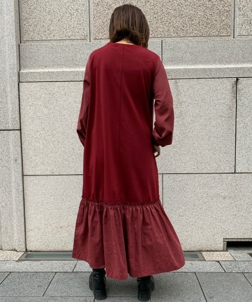Chez toi(シェトワ)の「裏起毛×布帛切替ワンピース(ワンピース・レディース・ブラック/ベージュ/カーキ/ボルドー・FREE)」の21枚目の写真