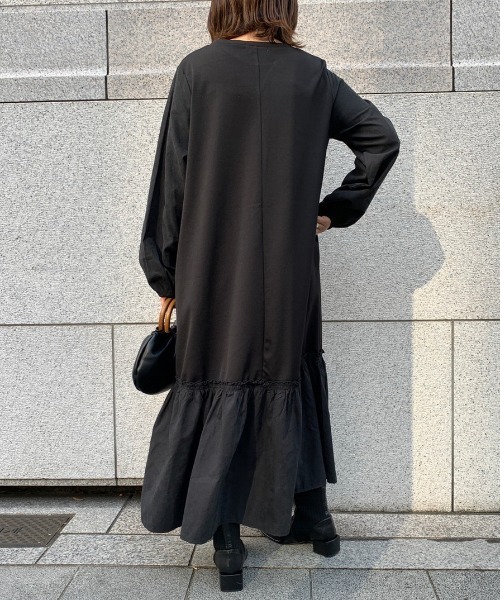 Chez toi(シェトワ)の「裏起毛×布帛切替ワンピース(ワンピース・レディース・ブラック/ベージュ/カーキ/ボルドー・FREE)」の8枚目の写真