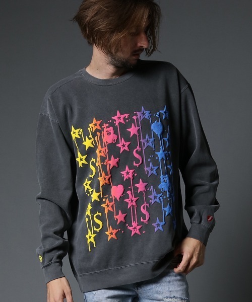 STUD MUFFIN（スタッドマフィン）の「msw1028-ピグメントダイコットン裏毛 スターグラムグラデーションフォームptスエットシャツ（スウェット・メンズ・ホワイト/チャコールグレー・2/4/3）」の3枚目の写真