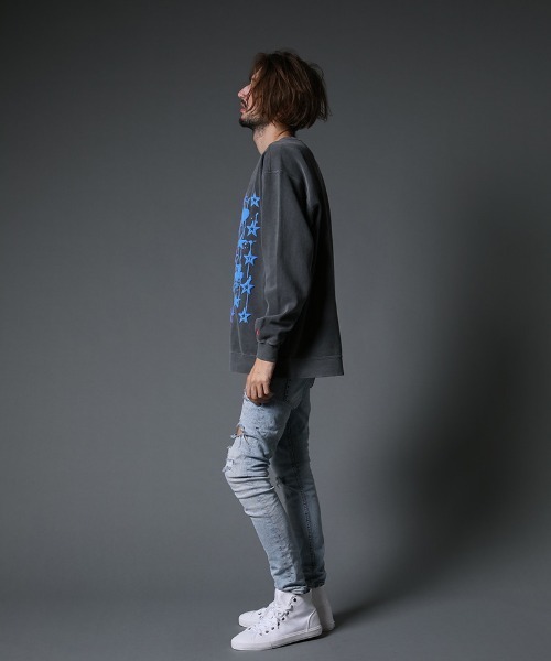 STUD MUFFIN（スタッドマフィン）の「msw1028-ピグメントダイコットン裏毛 スターグラムグラデーションフォームptスエットシャツ（スウェット・メンズ・ホワイト/チャコールグレー・2/4/3）」の10枚目の写真